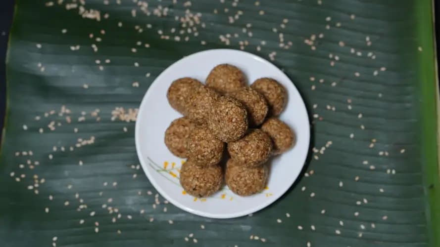 Nuvvula Laddu